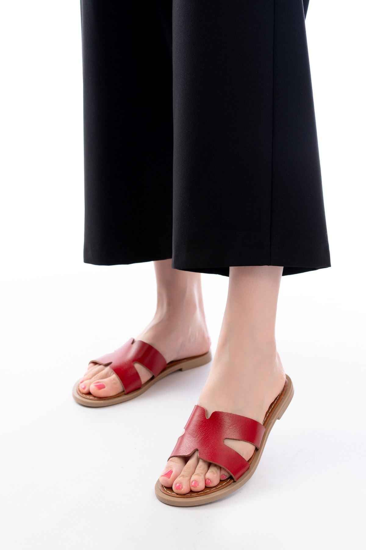 Ayakkabı Aşkı 169-6100 Kırmızı Ortopedik Hakiki Deri Kadın Terlik