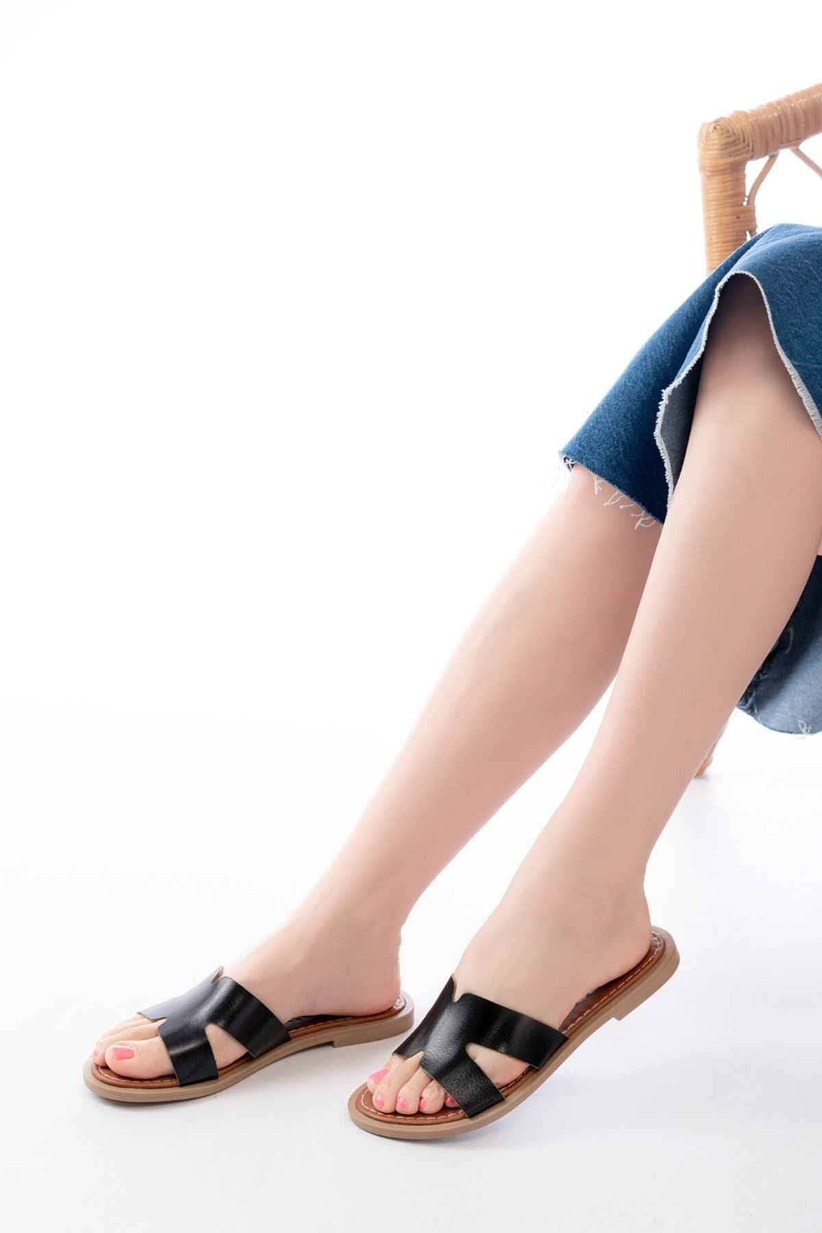 Ayakkabı Aşkı 169-6100 Siyah Ortopedik Hakiki Deri Kadın Terlik