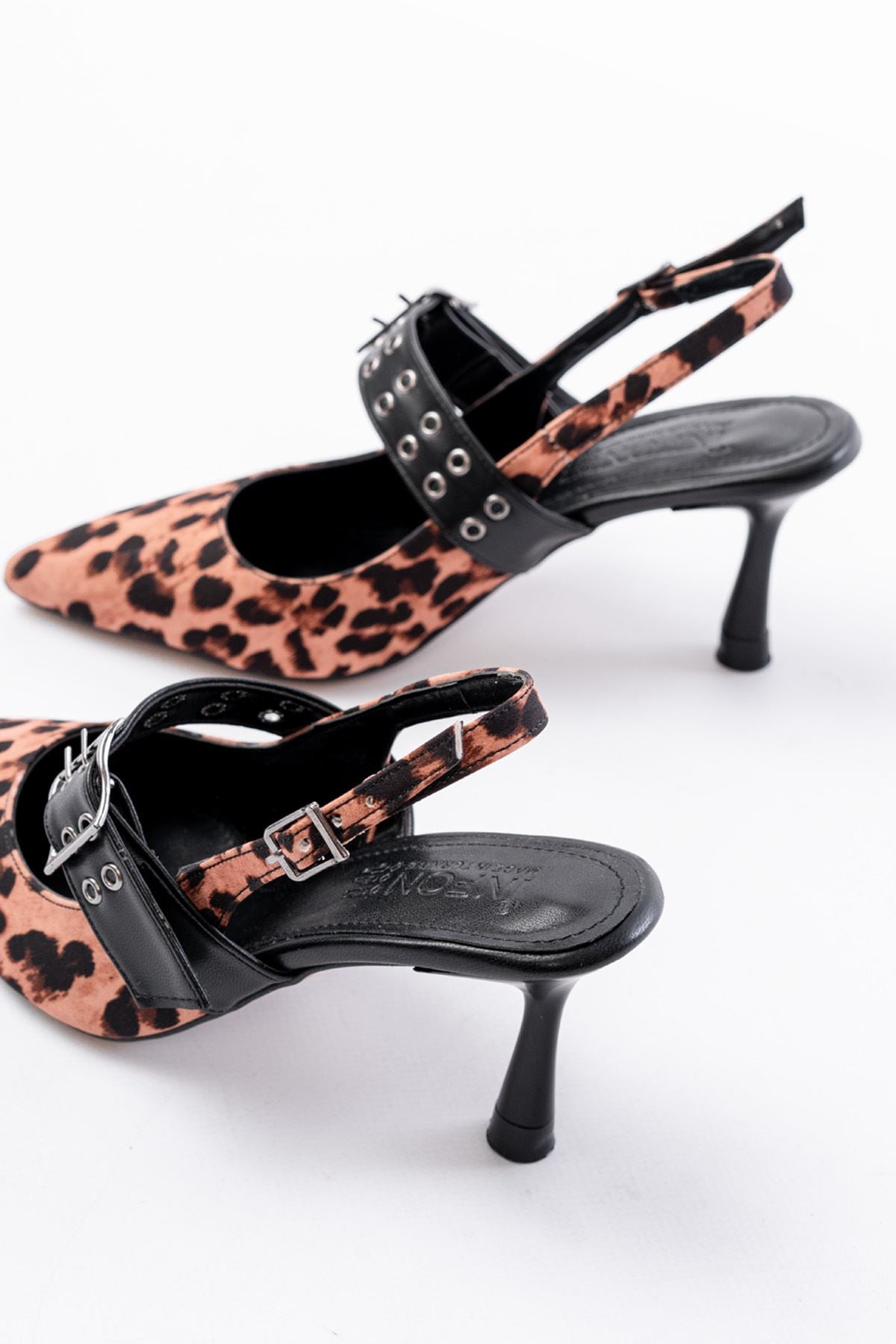 Ayakkabı Aşkı İNF-26 Siyah Leopar Günlük Arkası Açık Baret Tokalı Topuklu Bayan Ayakkabı - Ayakkabı Aşkı