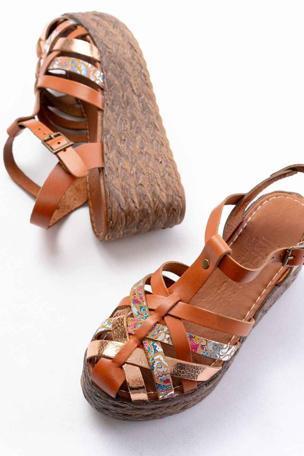 Ayakkabı Aşkı 684-02 Taba Garni Ortopedik Hakiki Deri Dolgu Kadın Sandalet