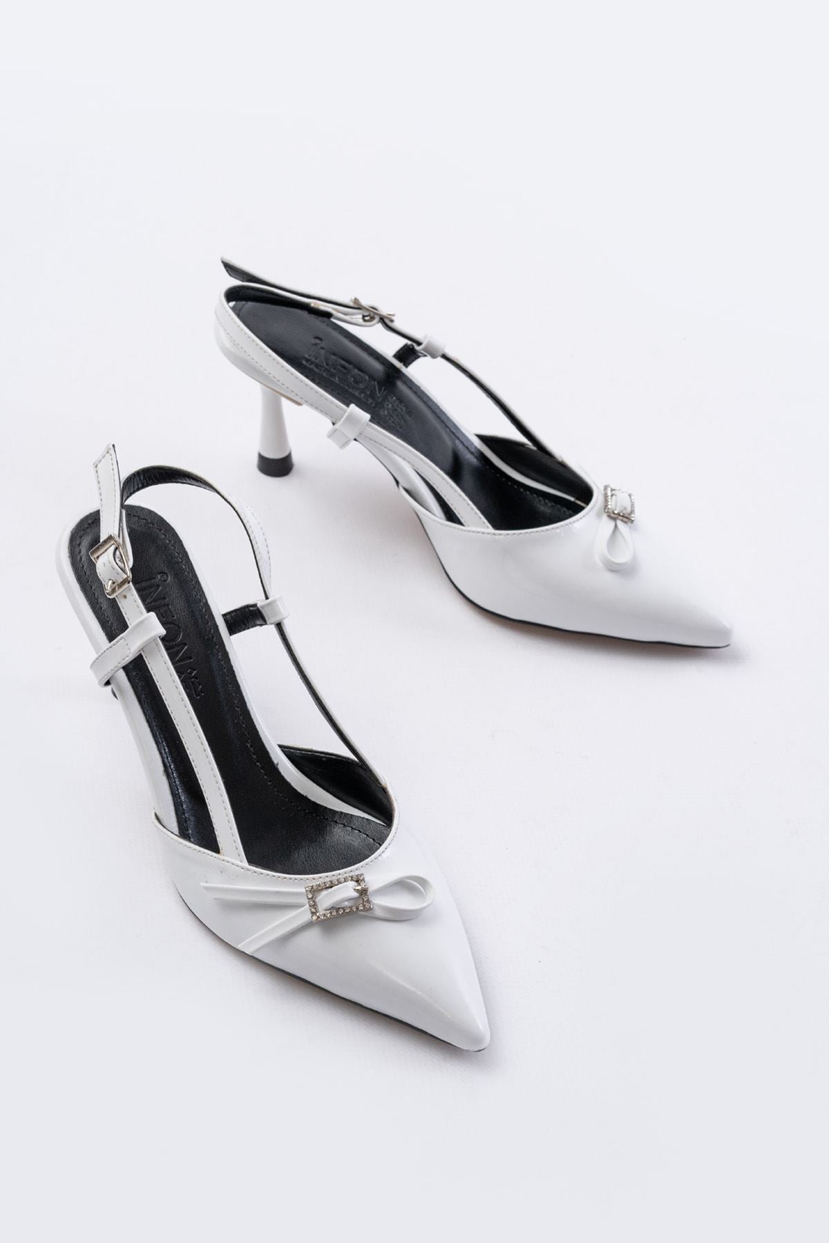 Ayakkabı Aşkı İNF-23 Beyaz Rugan Günlük Arkası Açık Fiyonklu Topuklu Bayan Ayakkabı - Ayakkabı Aşkı