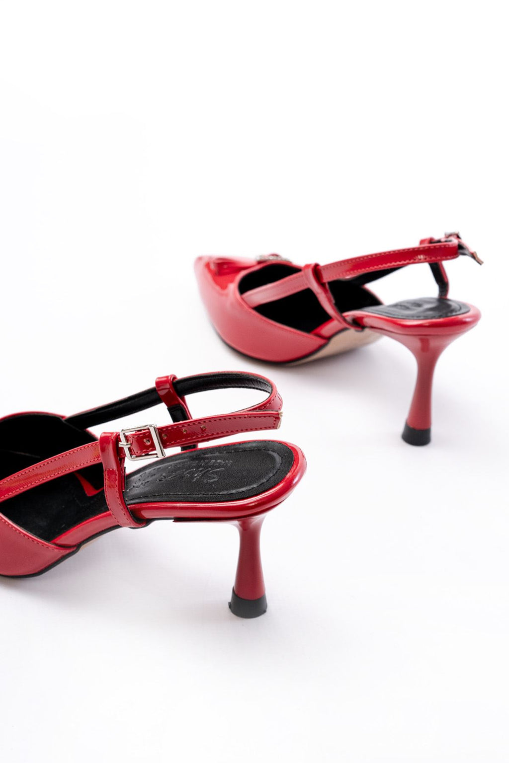 Ayakkabı Aşkı İNF-23 Kırmızı Rugan Günlük Arkası Açık Fiyonklu Topuklu Bayan Ayakkabı - Ayakkabı Aşkı