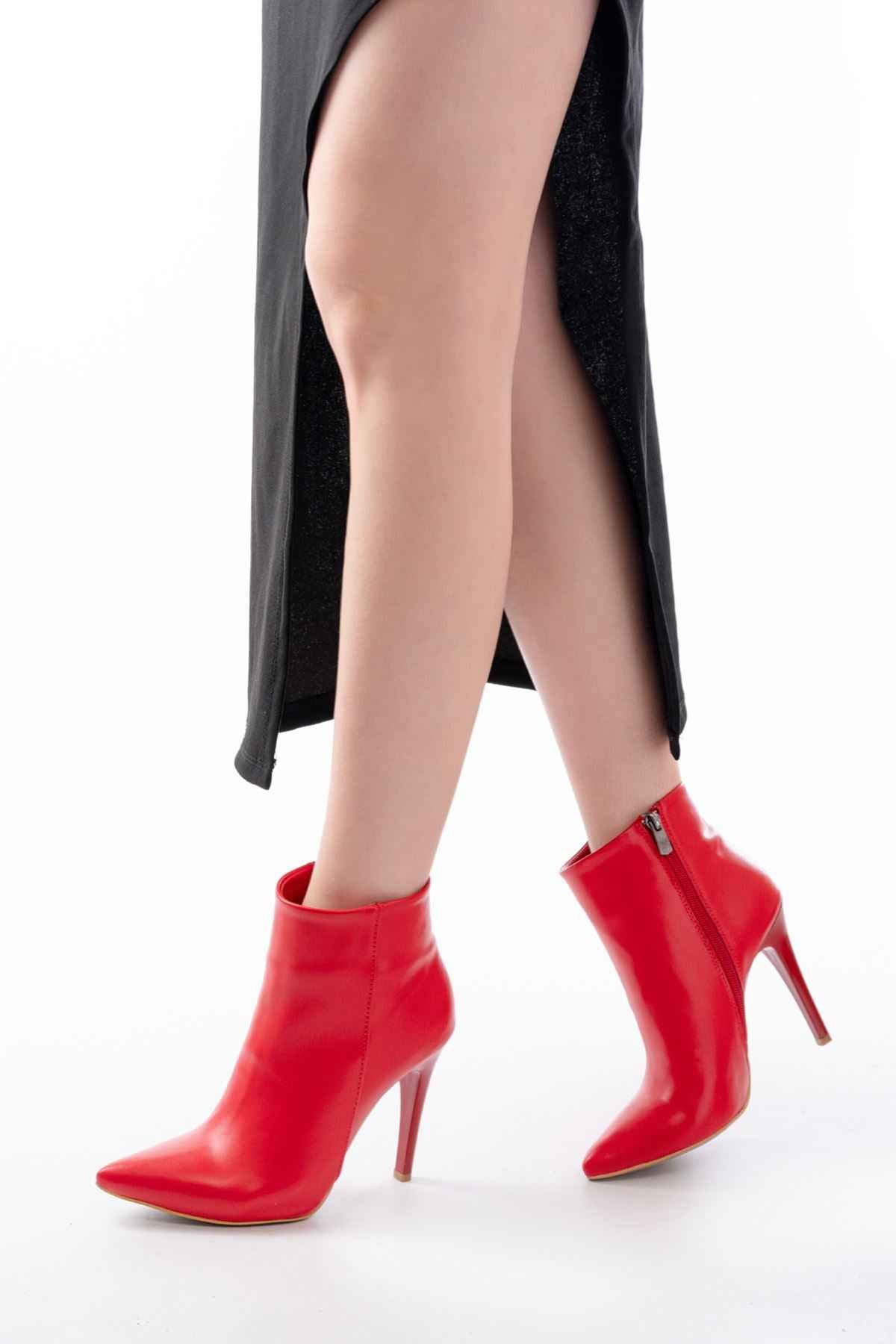 Ayakkabı Aşkı Vrt-4802 Kırmızı Yüksek Ince Topuklu Fermuarlı Kadın Bot