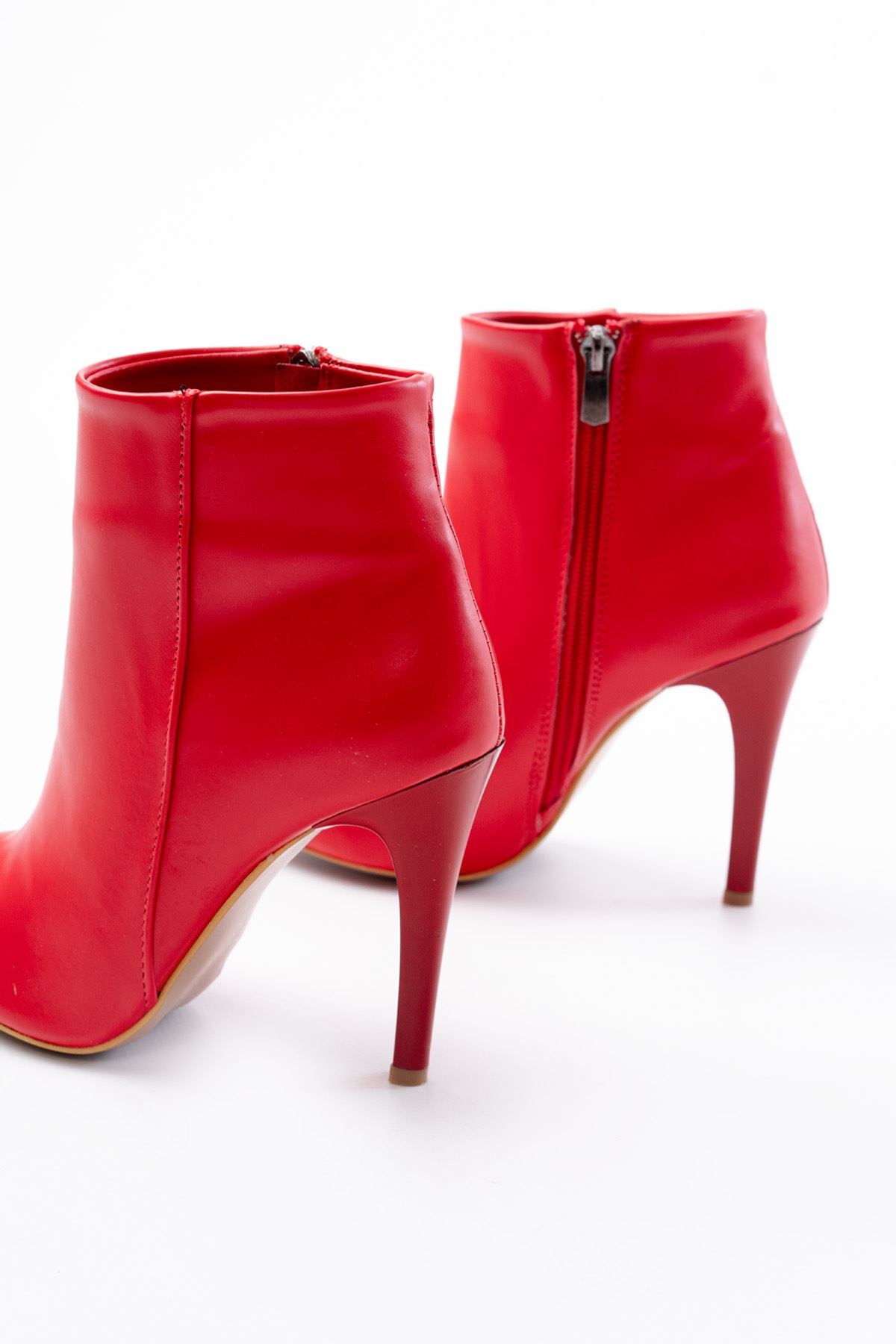 Ayakkabı Aşkı Kırmızı Yüksek İnce Topuklu Fermuarlı Kadın Bot - Ayakkabı Aşkı