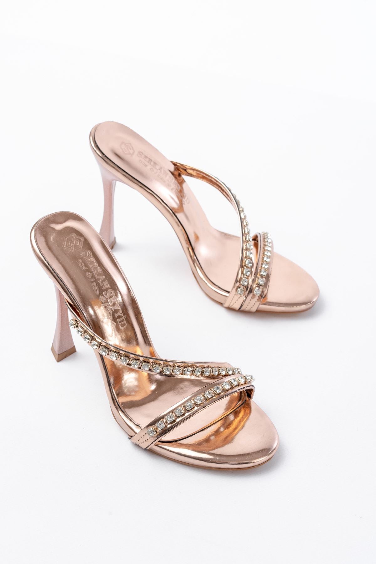 Ayakkabı Aşkı Kadın Rose Taşlı Platformlu Topuklu Terlik