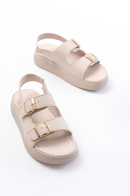 Ayakkabı Aşkı Bej Günlük Dolgu Topuk Toka Aksesuarlı Kadın Sandalet