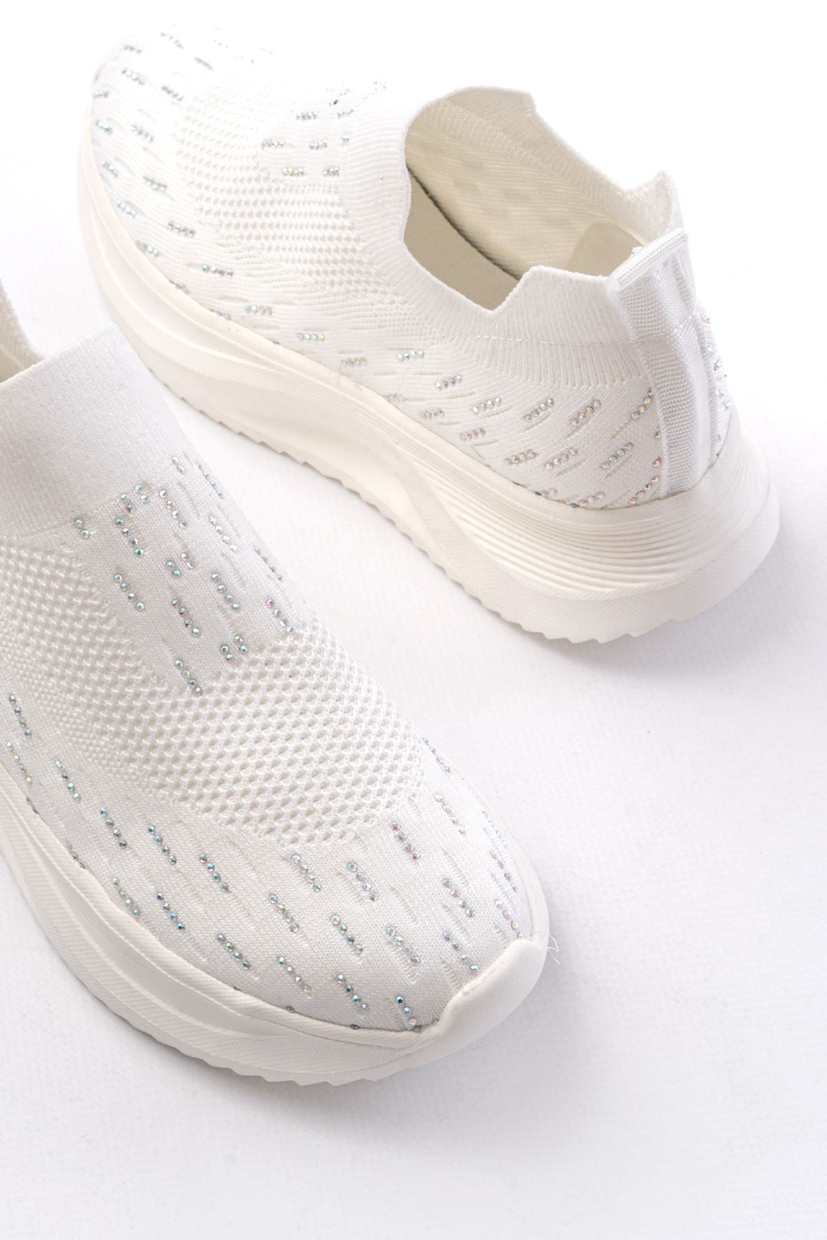 Ayakkabı Aşkı Beyaz Fileli Faillant Taban Taş Aksesuarlı Günlük Spor Ayakkabı - Ayakkabı Aşkı