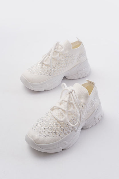 Ayakkabı Aşkı Beyaz Günlük Bağcıklı Fileli Taş Aksesuarlı Kadın Spor Ayakkabı