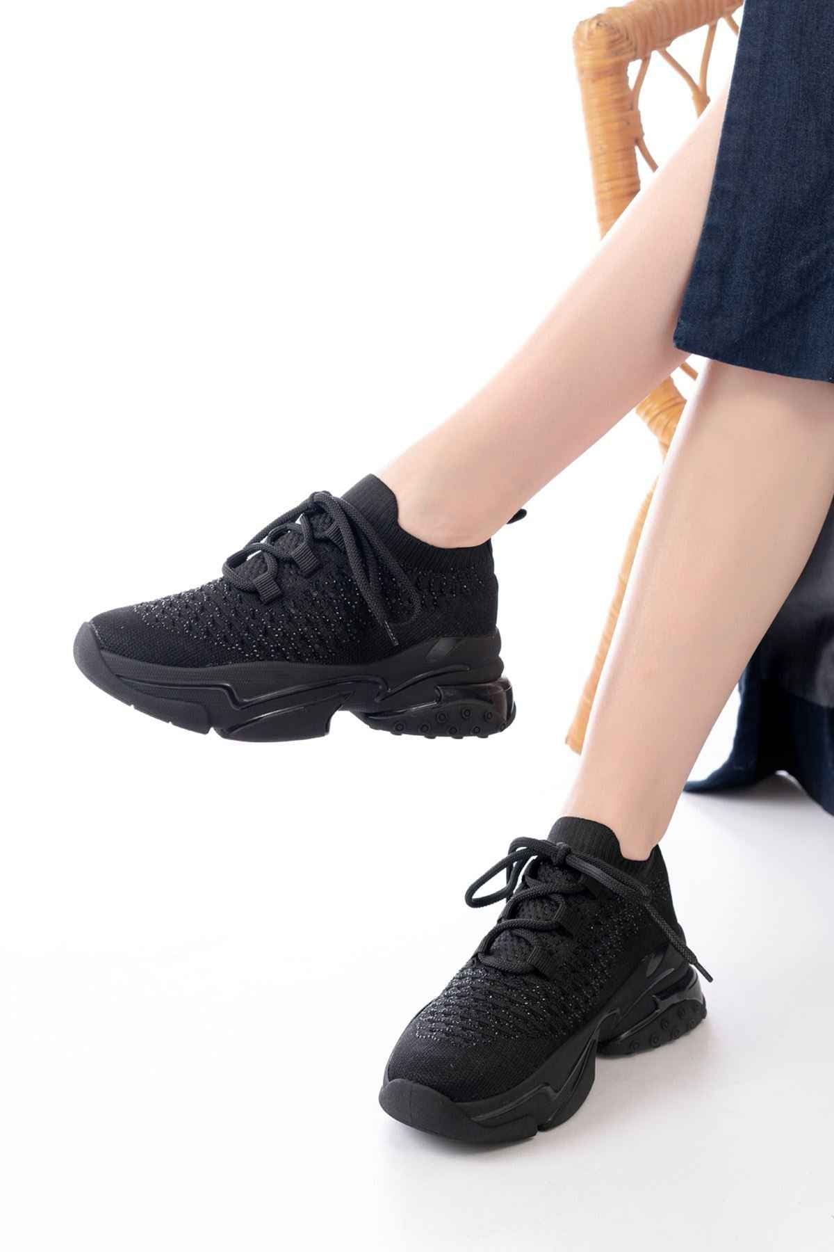 Ayakkabı Aşkı Sp-2024 Siyah Günlük Bağcıklı Fileli Taş Aksesuarlı Kadın Spor Ayakkabı