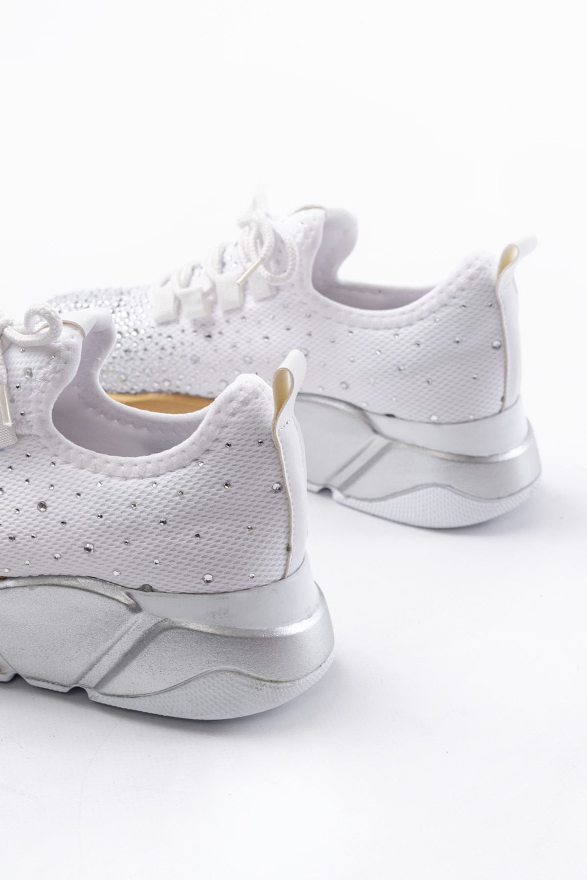 Ayakkabı Aşkı Beyaz Bağcıklı Fileli Gümüş Taşlı Günlük Kadın Spor - Ayakkabı Aşkı