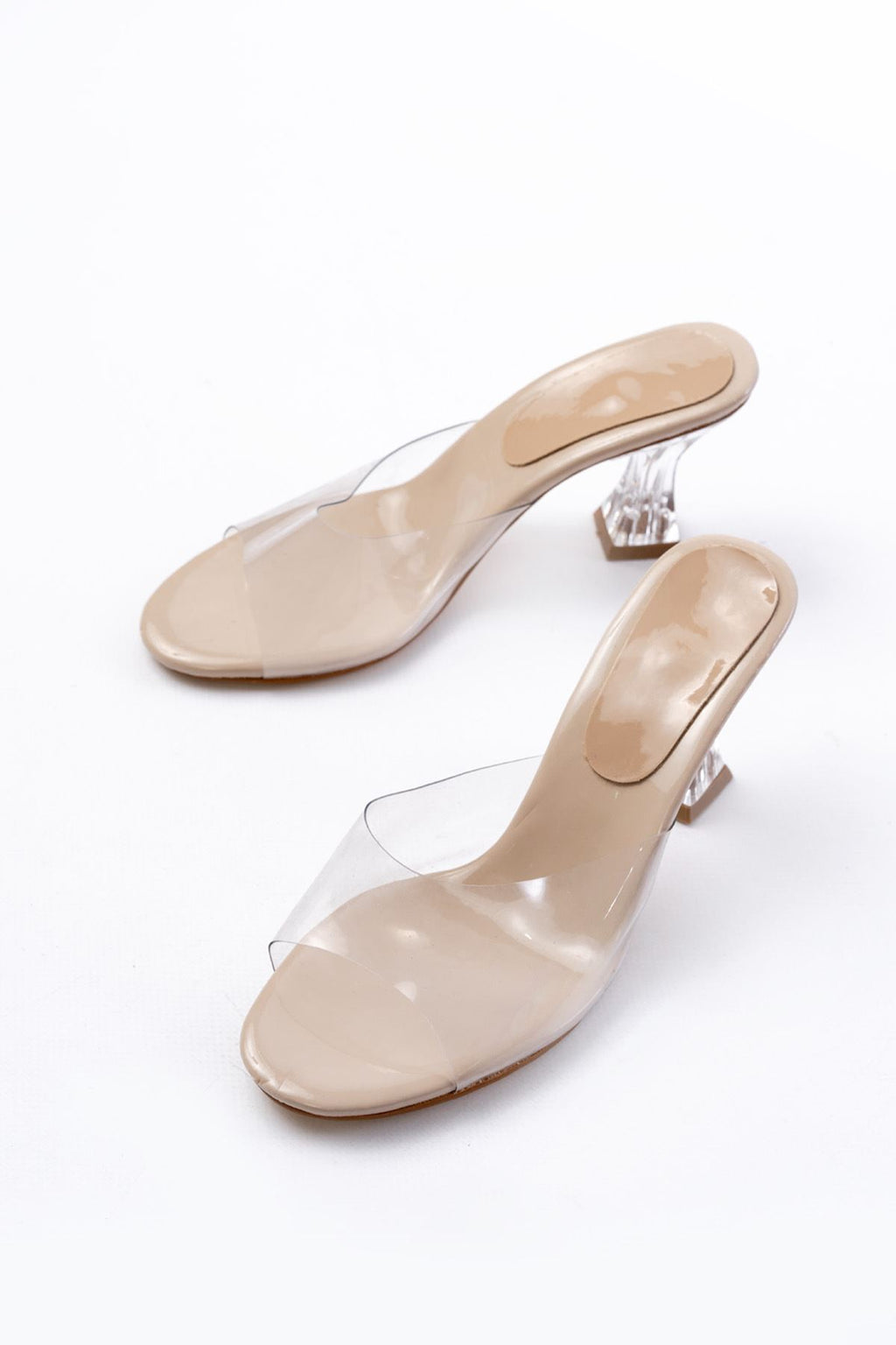Ayakkabı Aşkı Bej Rugan Şeffaf Bantlı Şeffaf Topuklu Yuvarlak Burunlu Kadın Terlik - Ayakkabı Aşkı