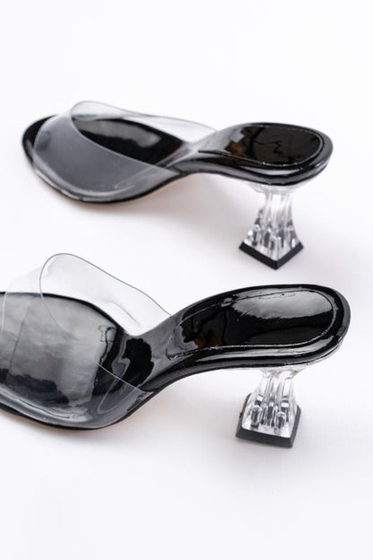 Ayakkabı Aşkı Siyah Rugan Şeffaf Bantlı Şeffaf Topuklu Yuvarlak Burunlu Kadın Terlik
