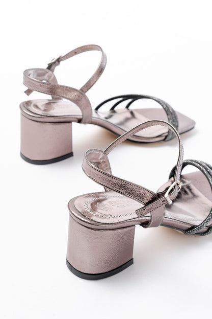Ayakkabı Aşkı Platin 3 Bantlı Topuklu Kadın Ayakkabı
