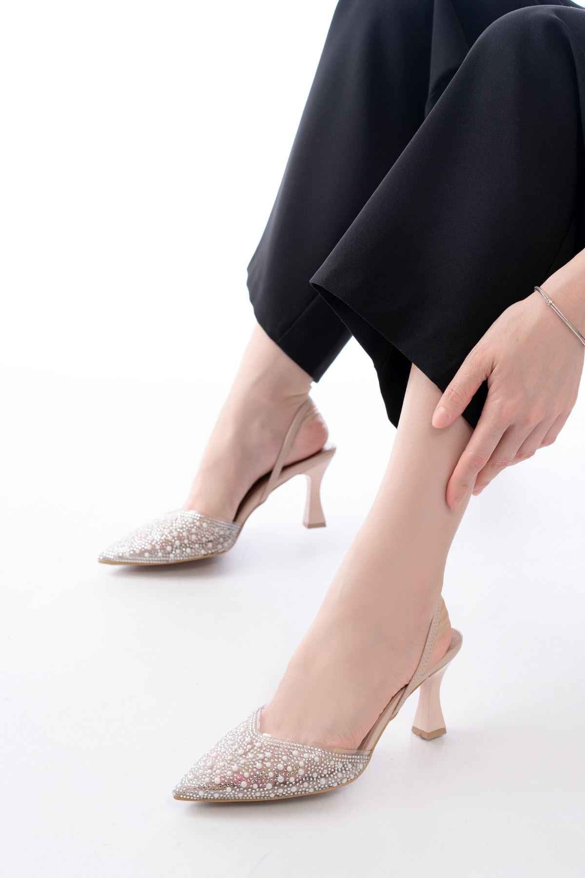 Ayakkabı Aşkı V-1005 Bej Günlük Arkası Açık Taşlı Topuklu Bayan Ayakkabı