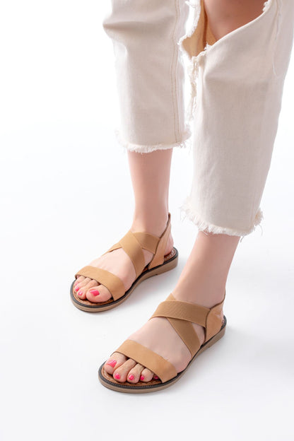 Ayakkabı Aşkı Bej Tek Bantlı Lastikli Hakiki Deri Ortopedik Taban Kadın Sandalet