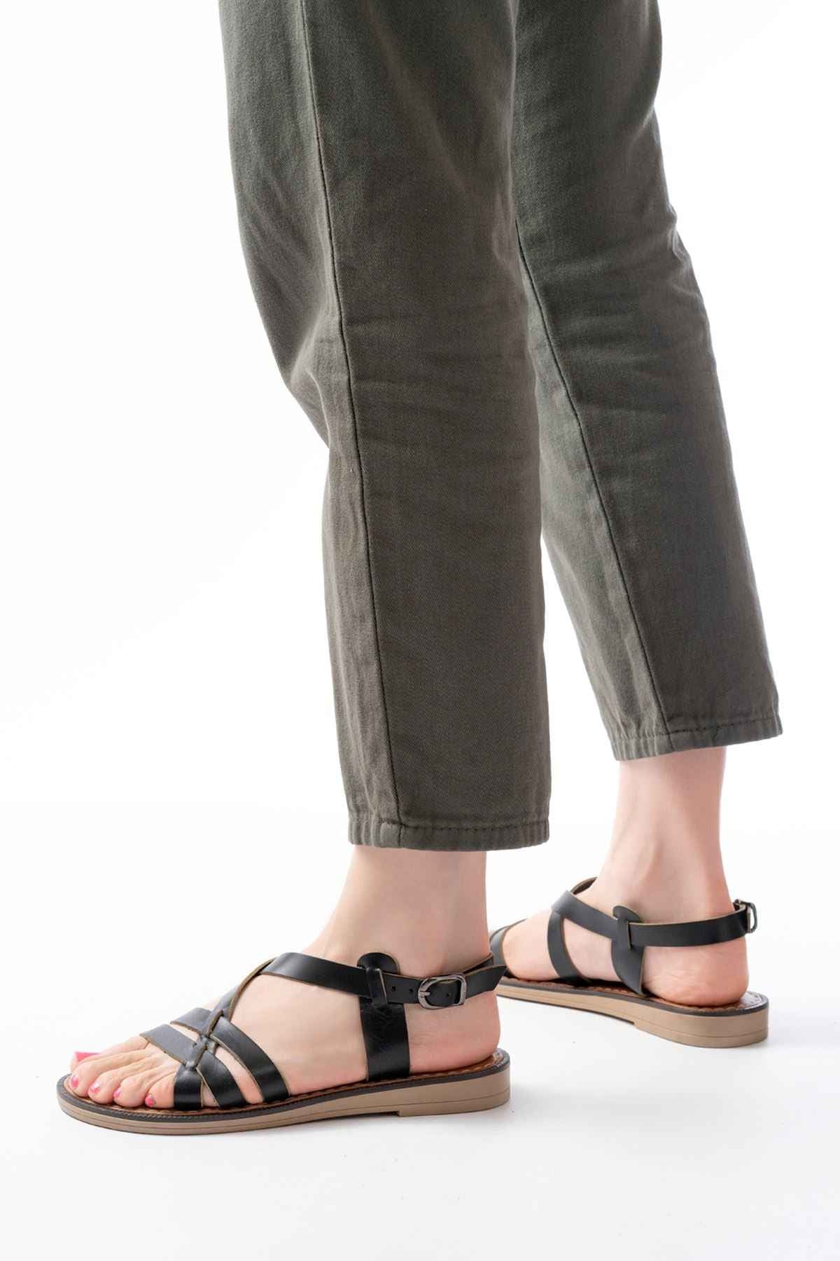 Ayakkabı Aşkı 205-05 Siyah Ortopedik Hakiki Deri Kadın Sandalet