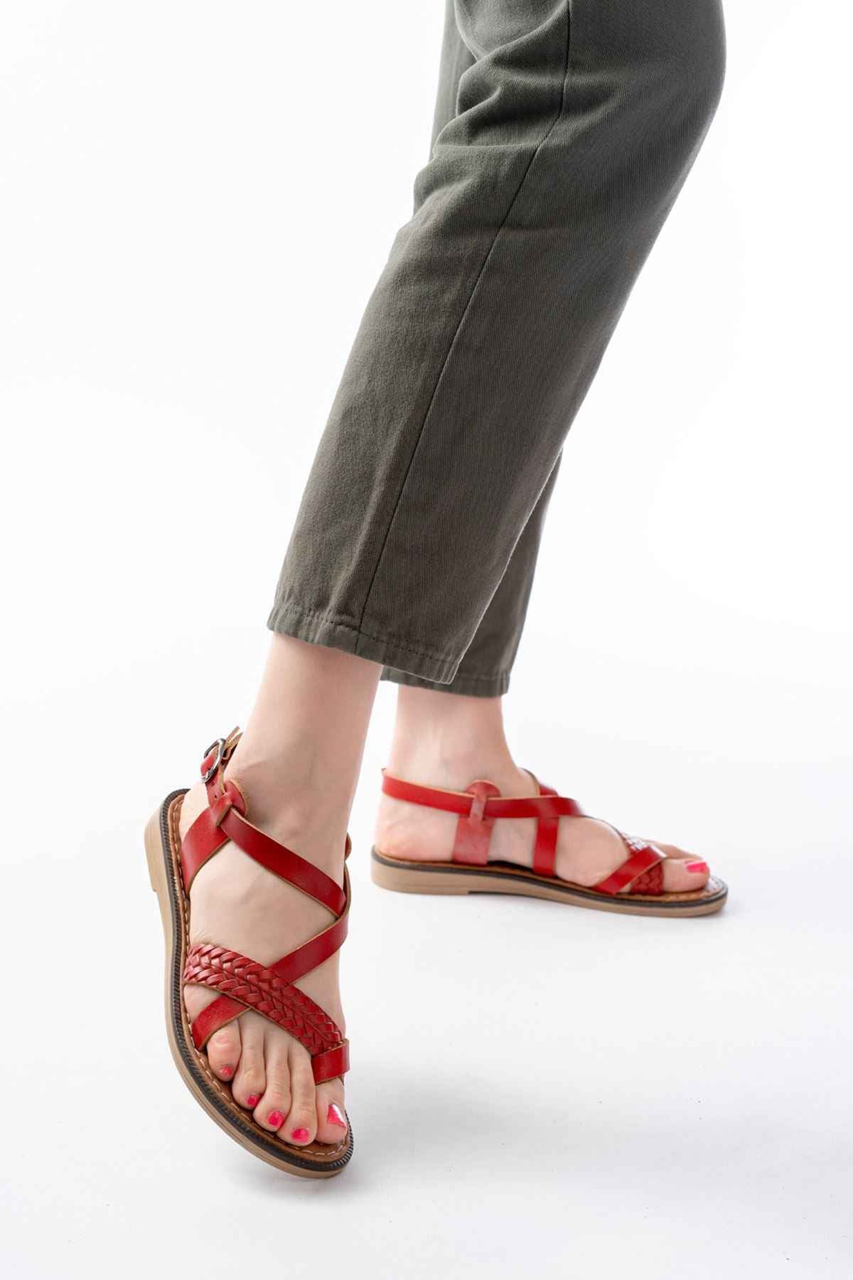 Ayakkabı Aşkı 205-09 Kırmızı Ortopedik Hakiki Deri Kadın Sandalet