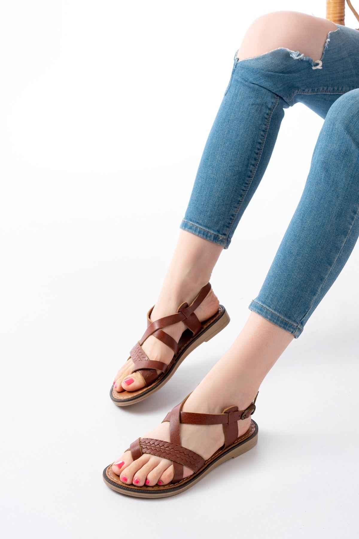 Ayakkabı Aşkı 205-09 Koyu Kahve Ortopedik Hakiki Deri Kadın Sandalet