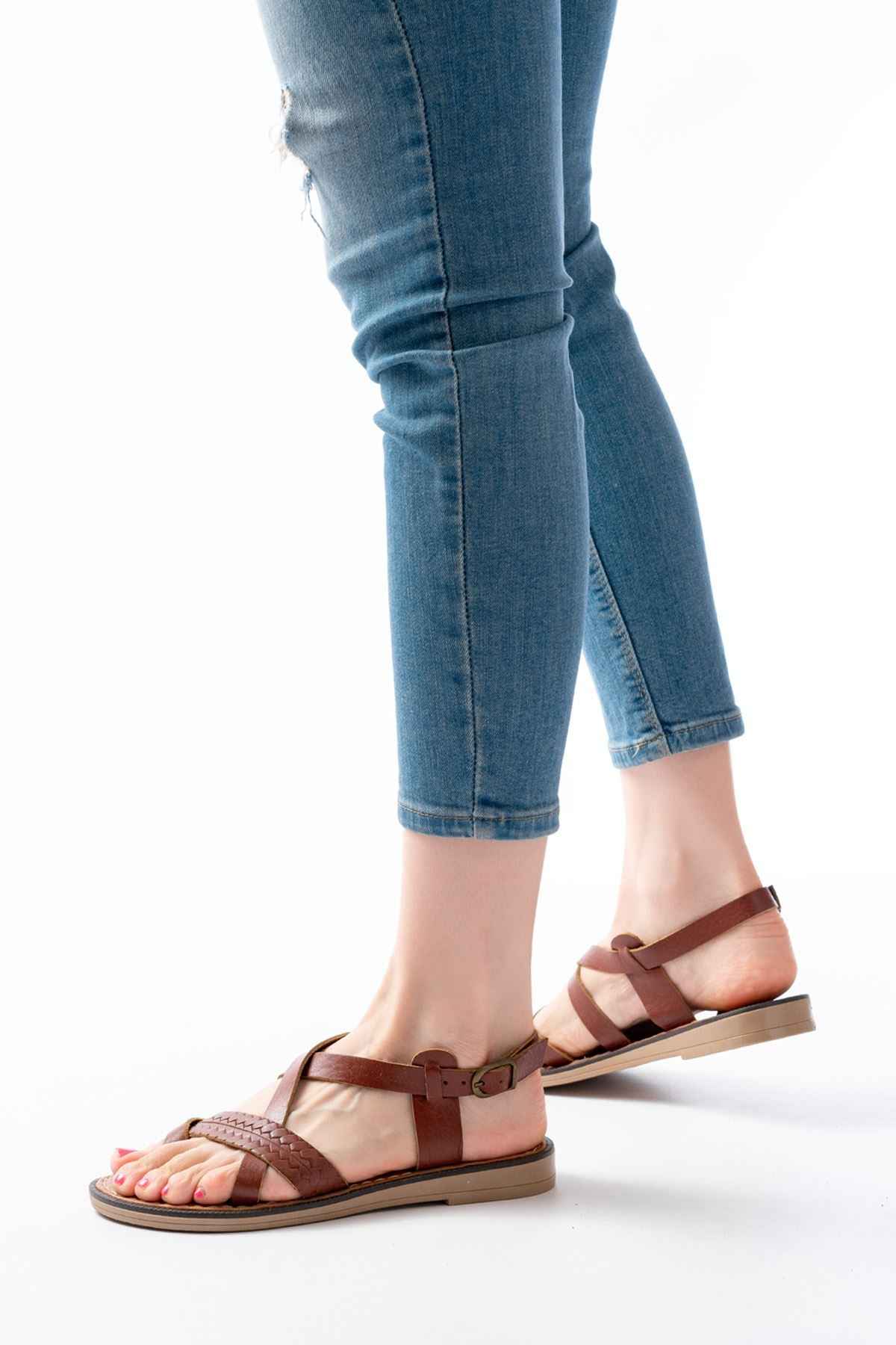 Ayakkabı Aşkı 205-09 Koyu Kahve Ortopedik Hakiki Deri Kadın Sandalet