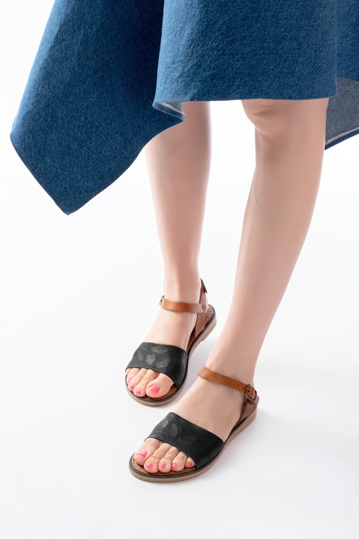 Ayakkabı Aşkı Siyah Ortopedik Hakiki Deri Kadın Sandalet