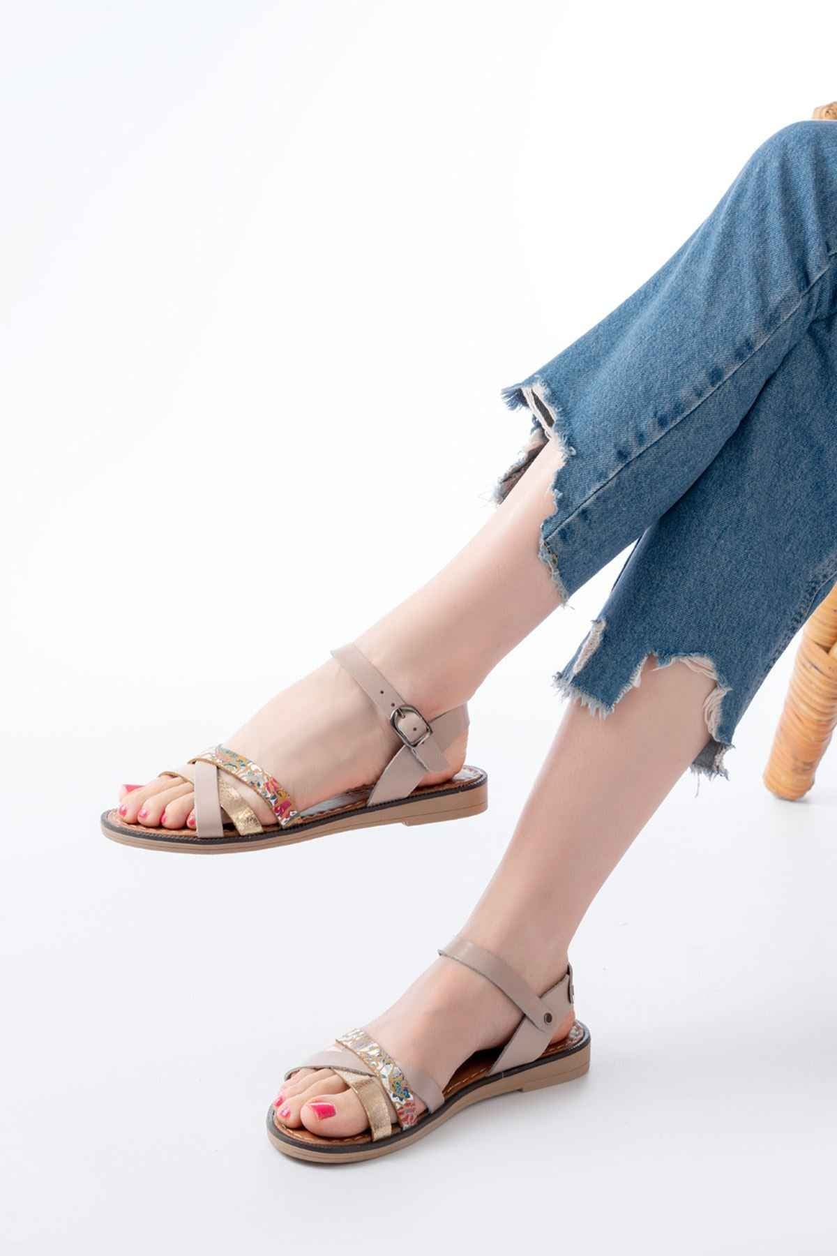 Ayakkabı Aşkı 205-015 Bej Garni Ortopedik Hakiki Deri Kadın Sandalet