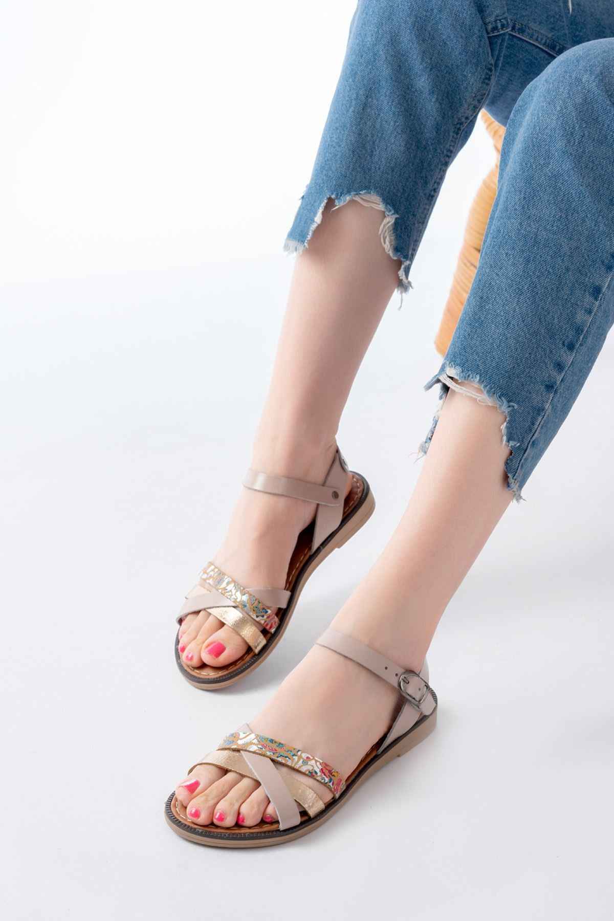 Ayakkabı Aşkı 205-015 Bej Garni Ortopedik Hakiki Deri Kadın Sandalet