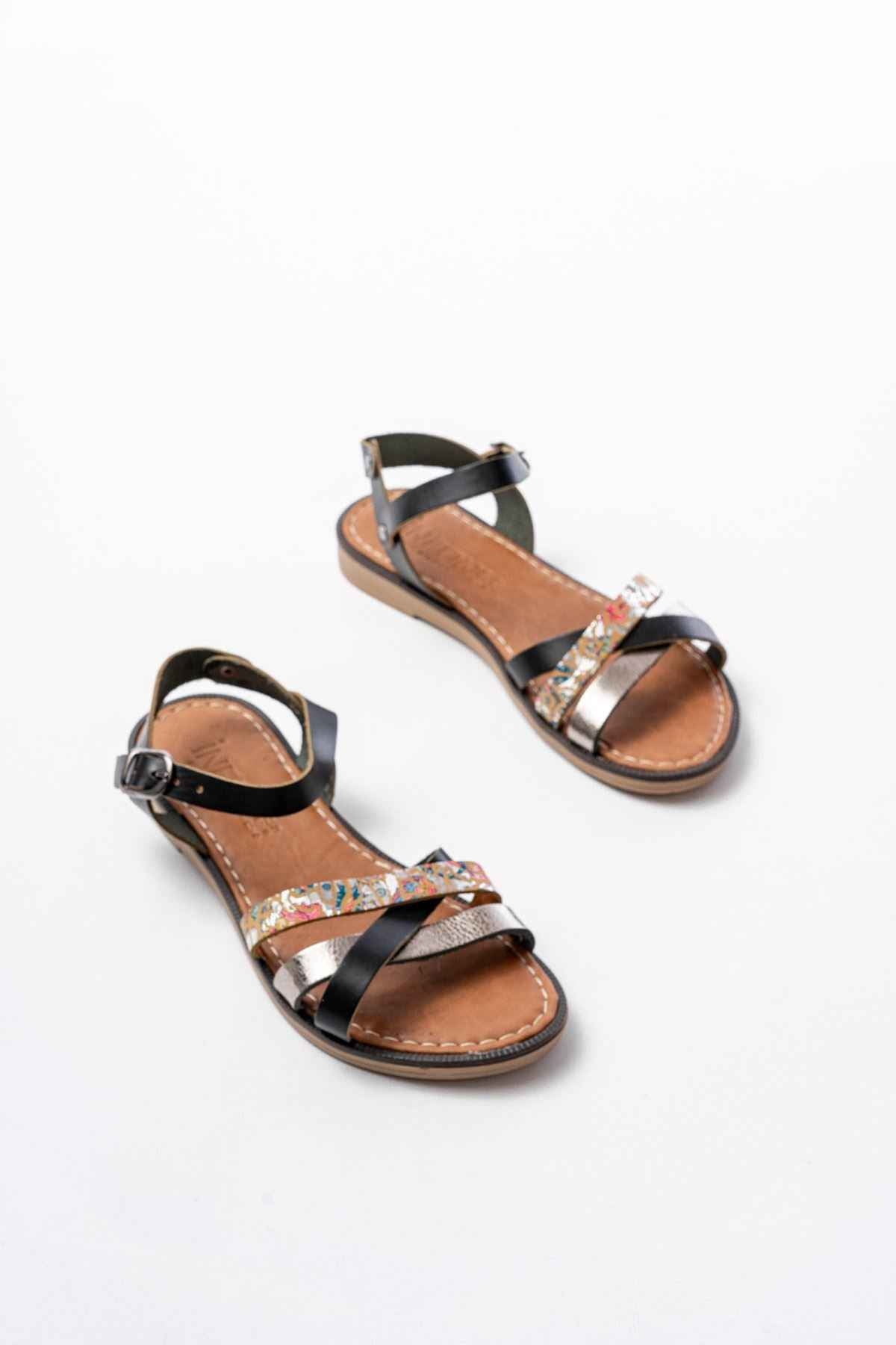 Ayakkabı Aşkı 205-015 Siyah Garni Ortopedik Hakiki Deri  Kadın Sandalet