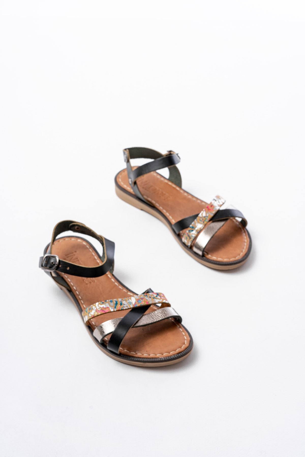 Ayakkabı Aşkı Siyah Garni Ortopedik Hakiki Deri Kadın Sandalet