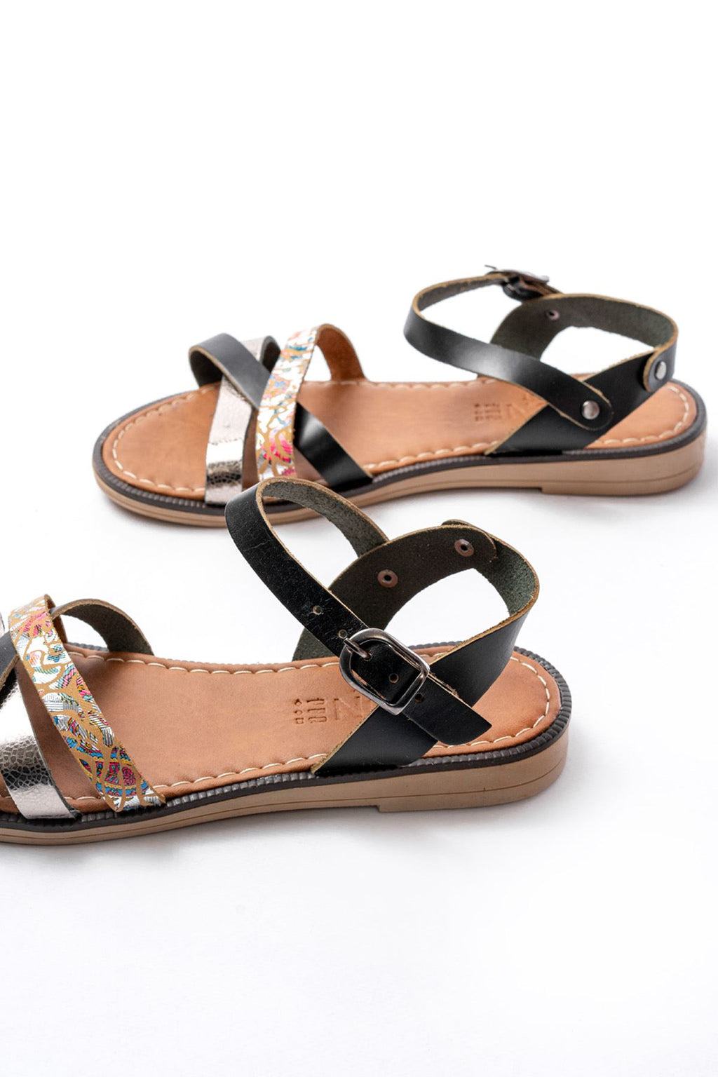 Ayakkabı Aşkı Siyah Garni Ortopedik Hakiki Deri Kadın Sandalet