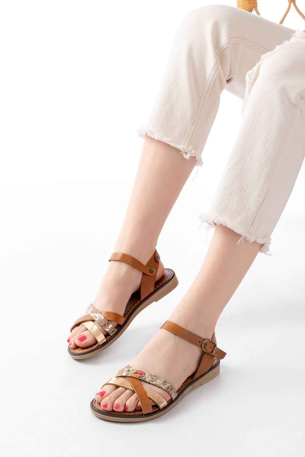 Ayakkabı Aşkı 205-015 Taba Garni Ortopedik Hakiki Deri Kadın Sandalet