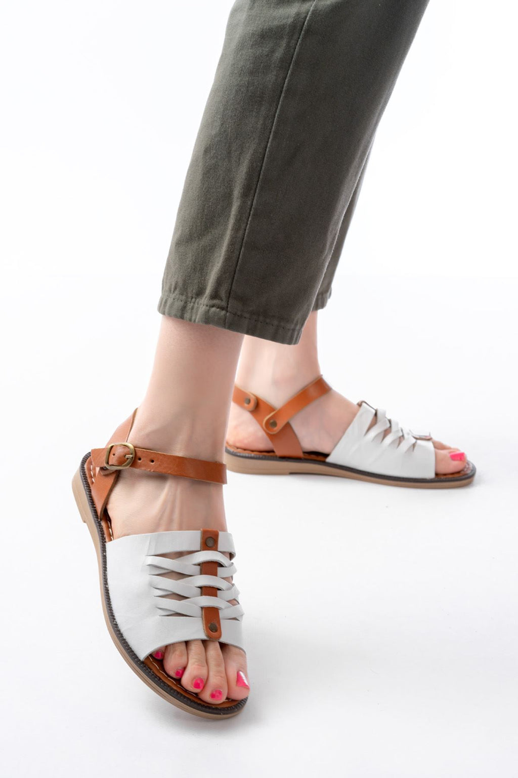 Ayakkabı Aşkı Beyaz Ortopedik Hakiki Deri Kadın Sandalet - Ayakkabı Aşkı