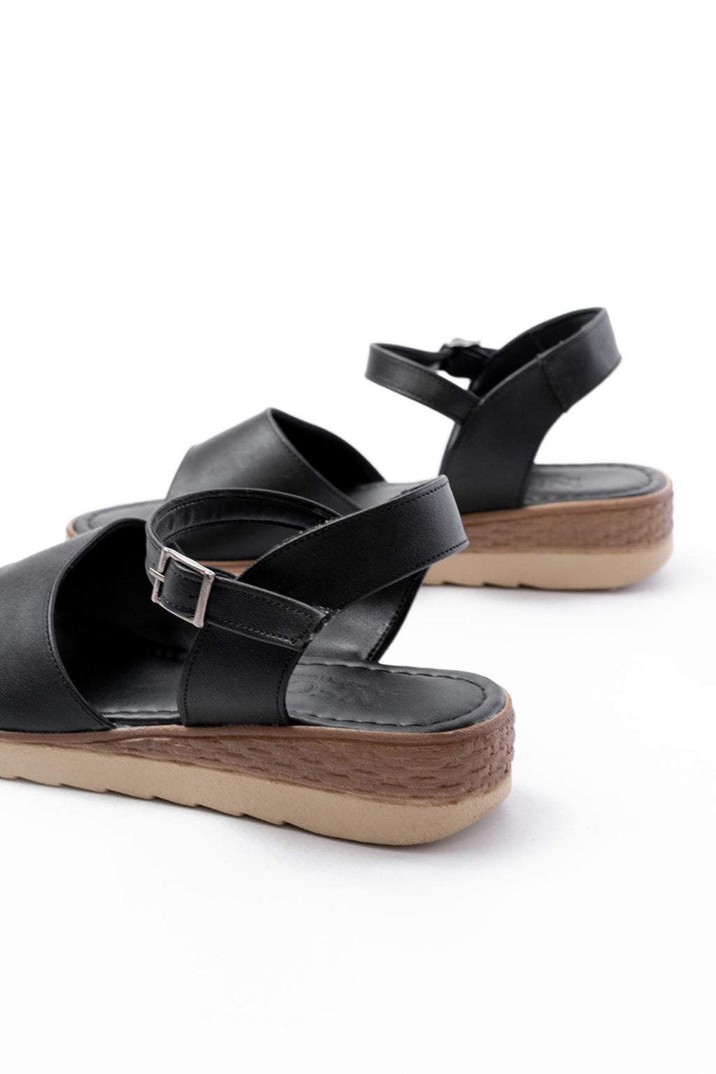 Ayakkabı Aşkı Siyah Ortopedik Taban Tokalı Kadın Sandalet