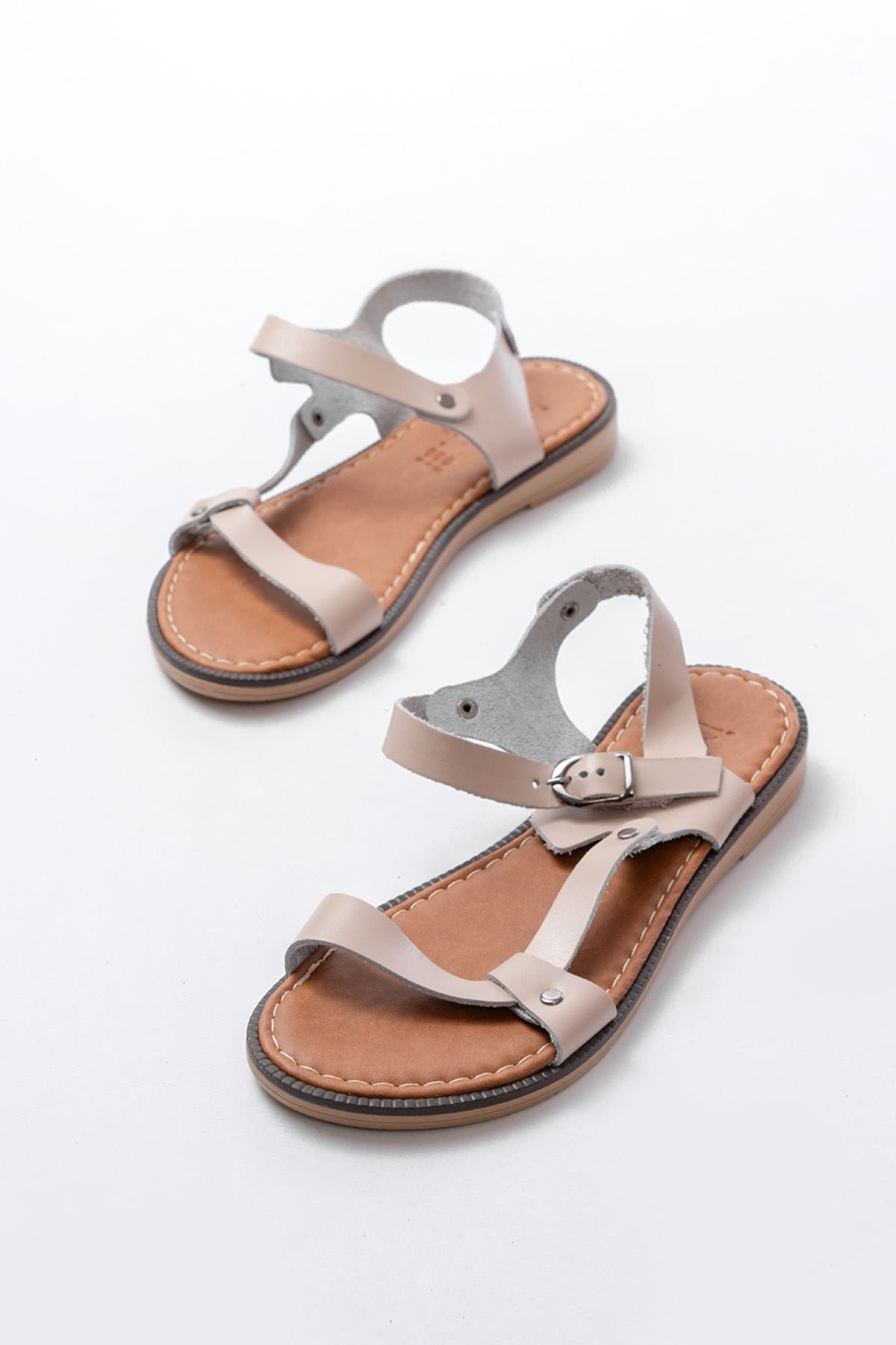 Ayakkabı Aşkı Bej Hakiki Deri Tokalı Kadın Sandalet