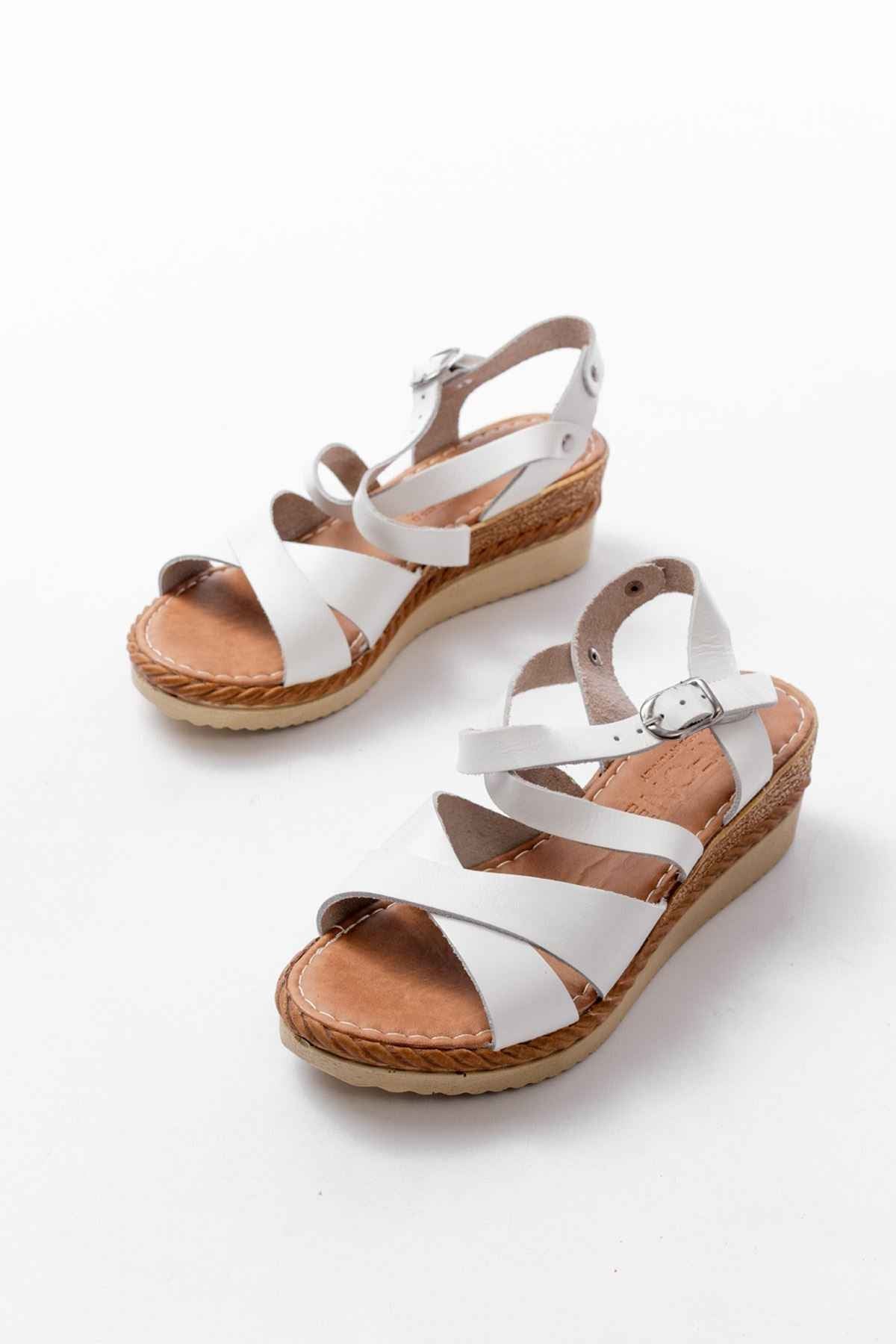 Ayakkabı Aşkı 731-045 Beyaz Çapraz Hakiki Deri Dolgu Topuklu Günlük Kadın Sandalet