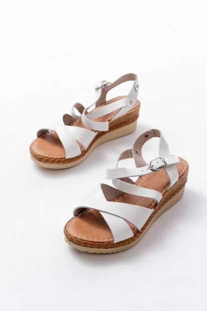 Ayakkabı Aşkı Beyaz Çapraz Hakiki Deri Dolgu Topuklu Günlük Kadın Sandalet