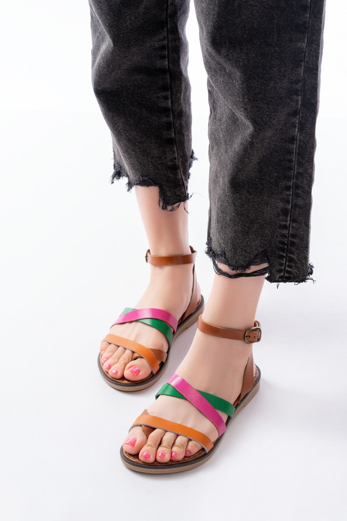 Ayakkabı Aşkı Multi Hakiki Deri Tokalı Parmak Arası Kadın Sandalet - Ayakkabı Aşkı