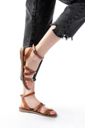 Ayakkabı Aşkı Taba Hakiki Deri Tokalı Parmak Arası Kadın Sandalet - Ayakkabı Aşkı