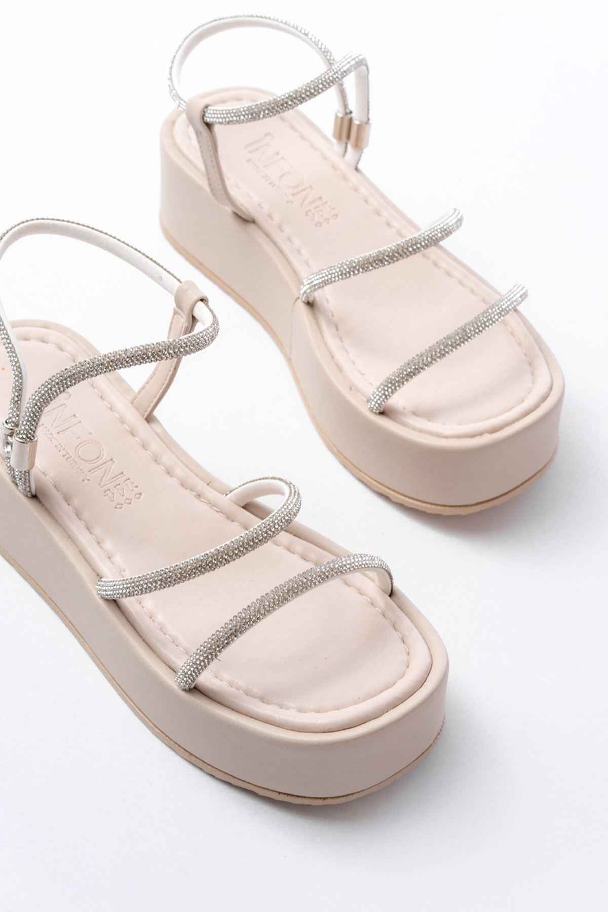 Ayakkabı Aşkı 861-1008 Bej Gümüş Taşlı Dolgu Topuklu Kadın Sandalet