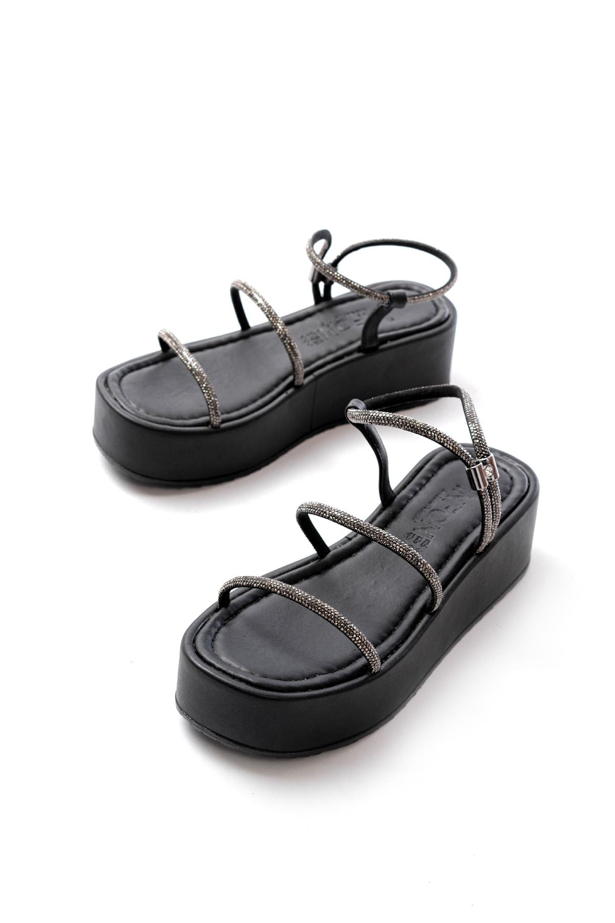 Ayakkabı Aşkı Siyah Platin Taşlı Dolgu Topuklu Kadın Sandalet