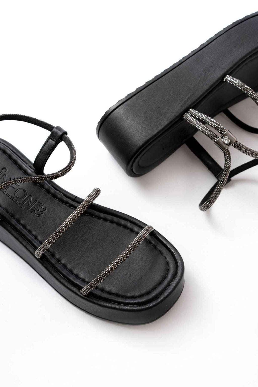 Ayakkabı Aşkı 861-1008 Siyah Platin Taşlı Dolgu Topuklu Kadın Sandalet