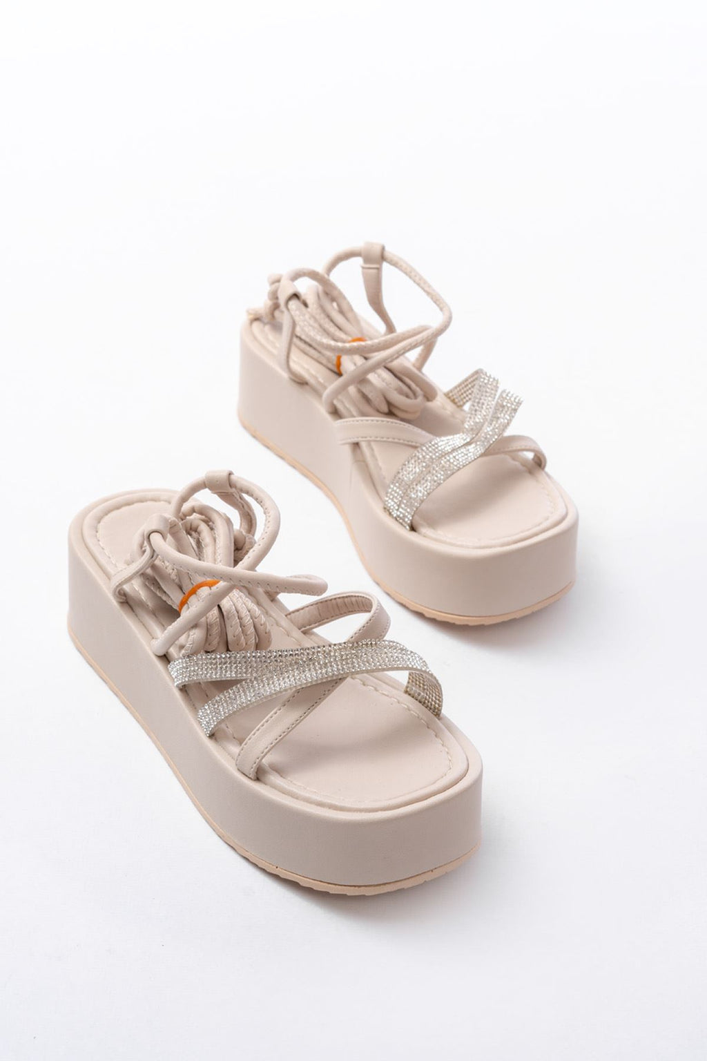 Ayakkabı Aşkı Bej Gümüş Taşlı Bilekten Bağlamalı Kadın Sandalet - Ayakkabı Aşkı