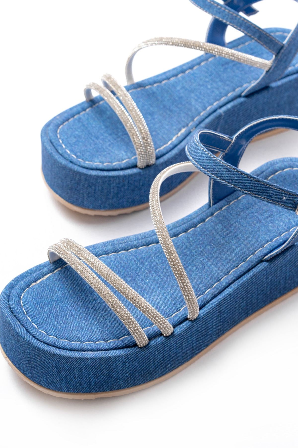 Ayakkabı Aşkı Mavi Kot Taşlı Dolgu Topuklu Kadın Sandalet - Ayakkabı Aşkı