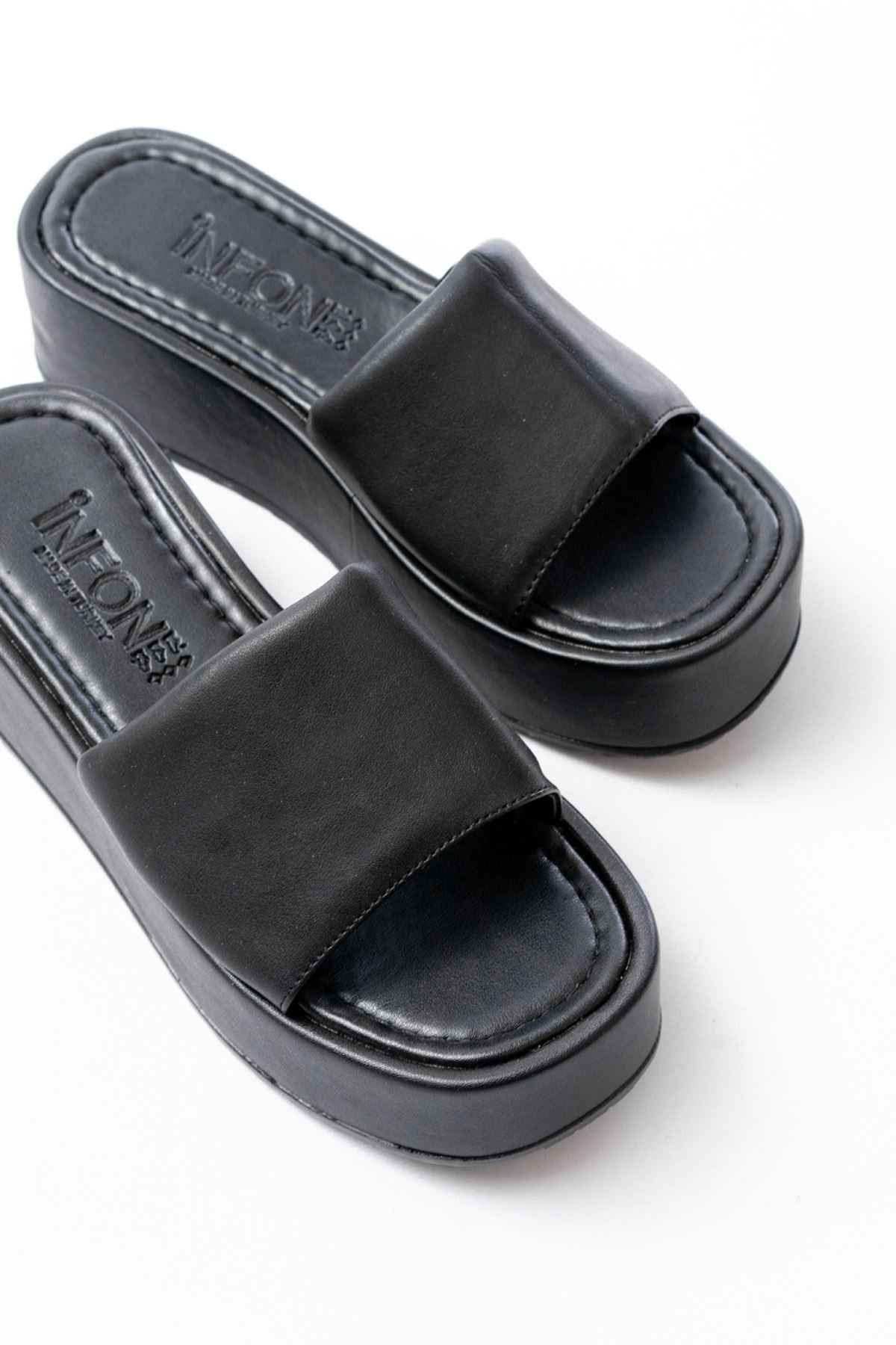 Ayakkabı Aşkı 861-1033 Siyah Dolgu Topuklu Kadın Terlik