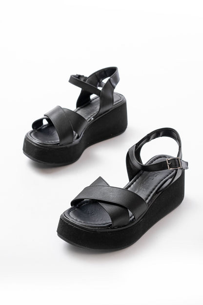 Ayakkabı Aşkı 1024 Siyah Dolgu Topuk Çapraz Tokalı Ortopedik Taban Kadın Sandalet