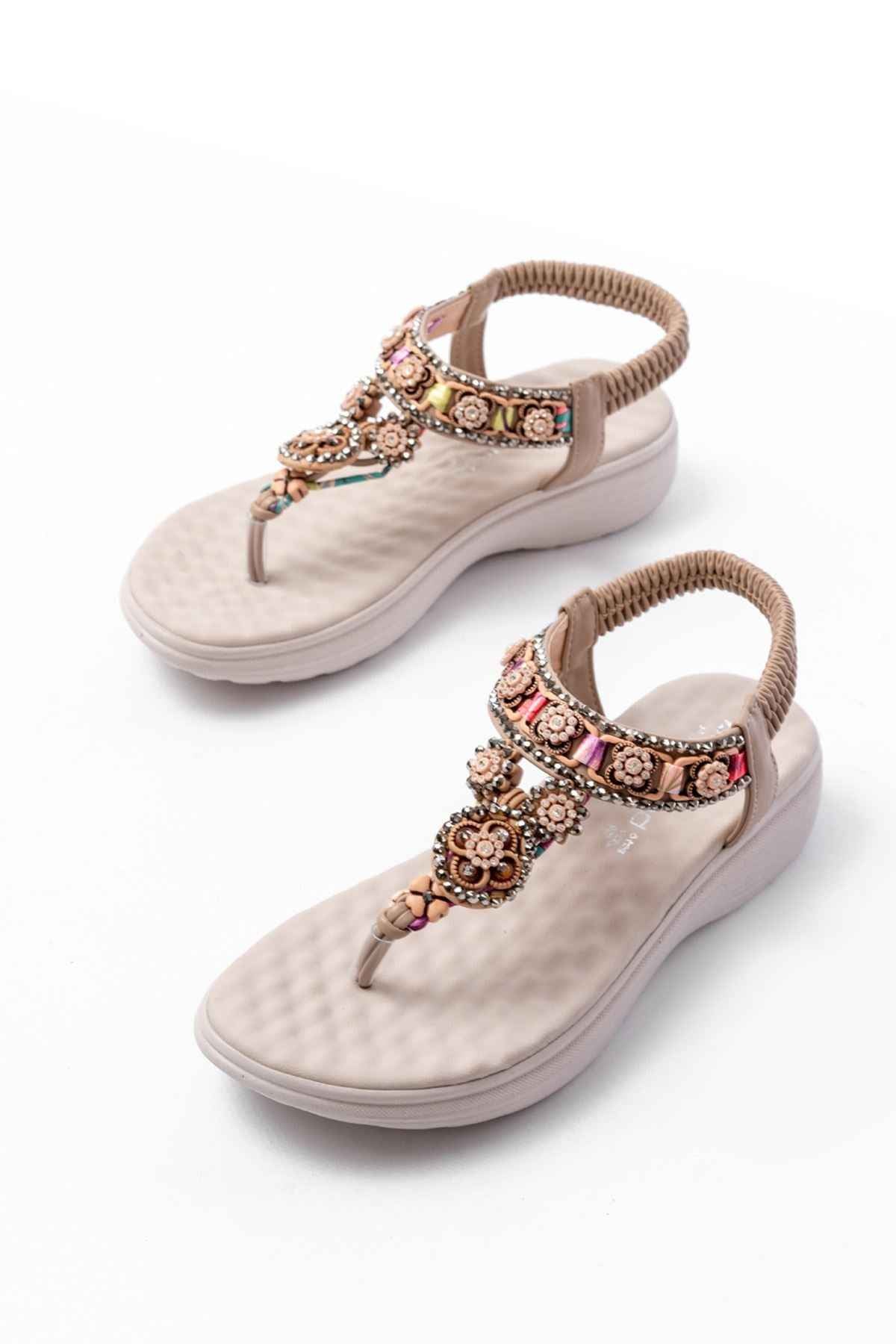 Ayakkabı Aşkı Dm-609 Bej Taşlı Arka Lastikli Parmak Arası Kadın Sandalet