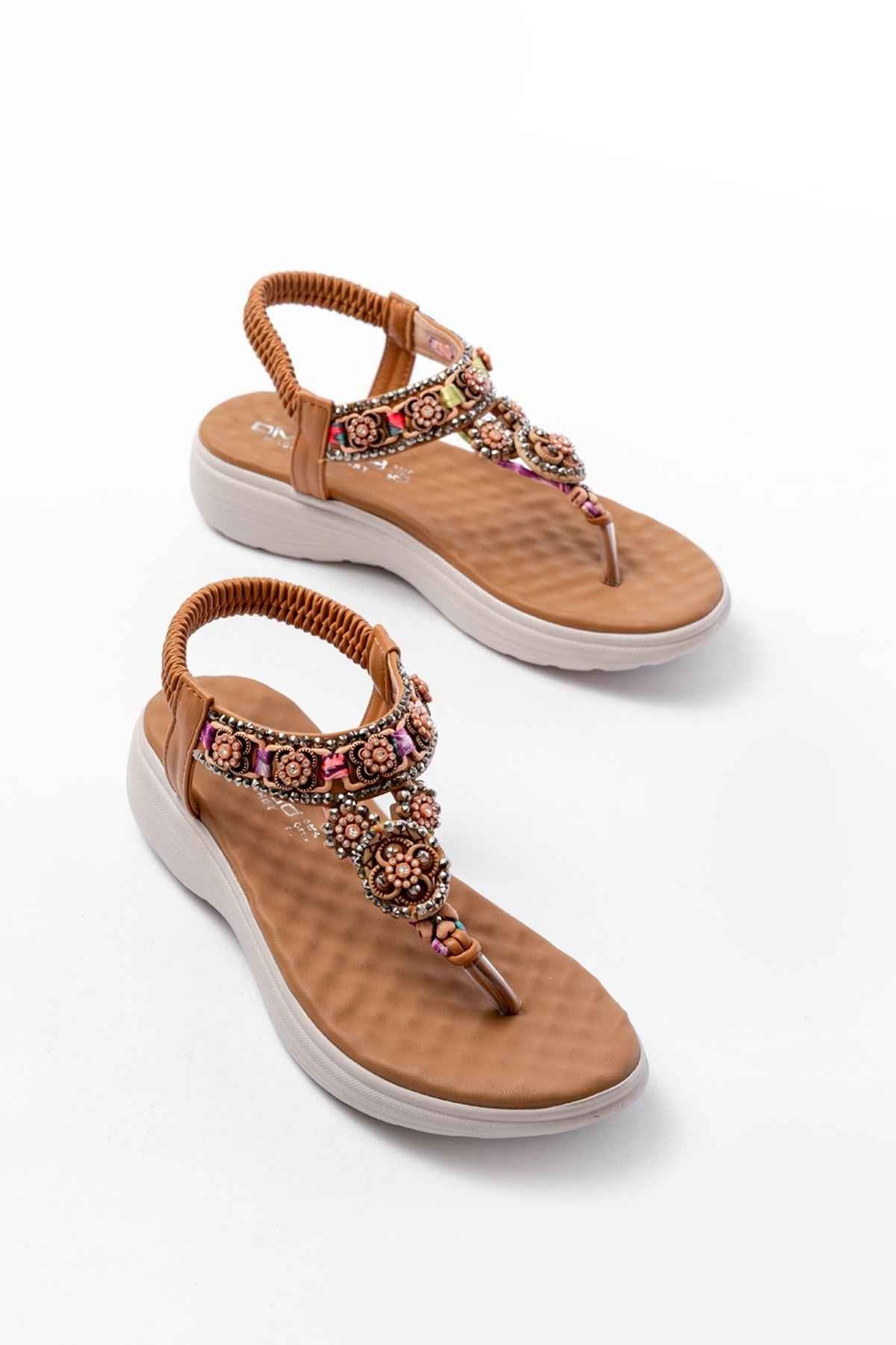 Ayakkabı Aşkı Dm-609 Taba Taşlı Arka Lastikli Parmak Arası Kadın Sandalet