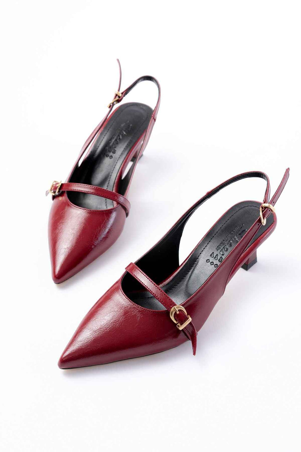 Ayakkabı Aşkı H-470 Bordo Rugan Baret Tokalı Arkası Açık Günlük Kadın Sandalet