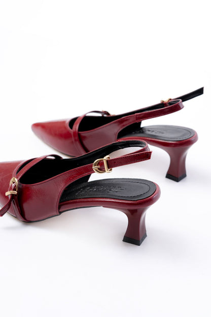 Ayakkabı Aşkı Bordo Rugan Baret Tokalı Arkası Açık Günlük Kadın Sandalet