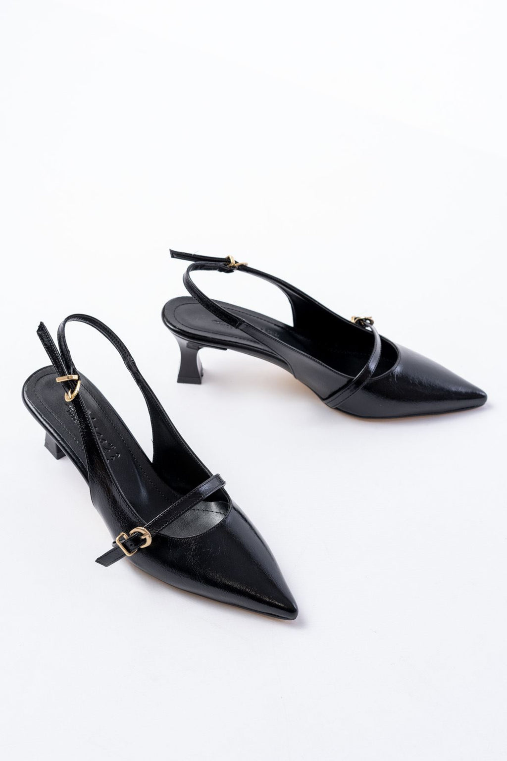 Ayakkabı Aşkı Siyah Rugan Baret Tokalı Arkası Açık Günlük Kadın Sandalet