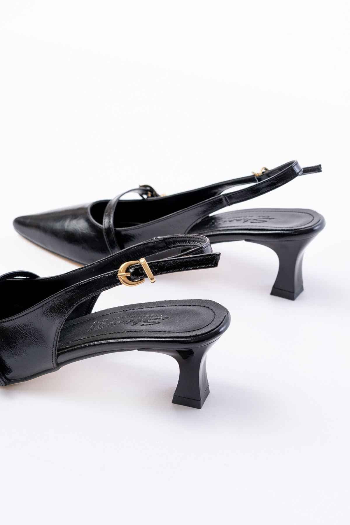 Ayakkabı Aşkı H-470 Siyah Rugan Baret Tokalı Arkası Açık Günlük Kadın Sandalet